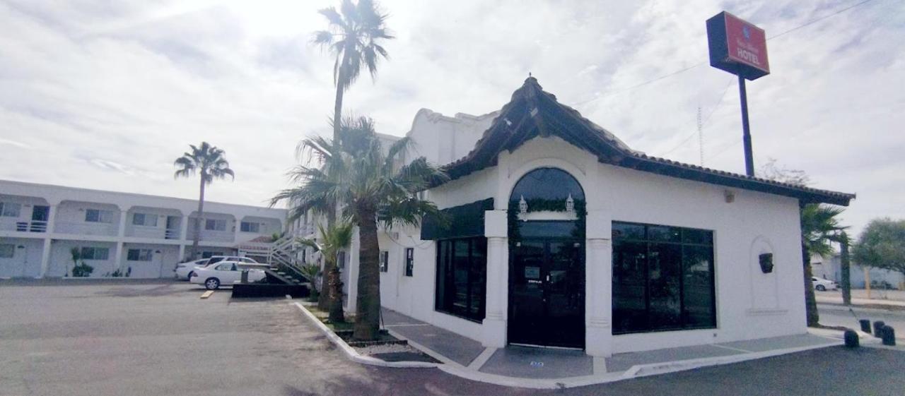 Hotel Casa Blanca Heroica Caborca Buitenkant foto